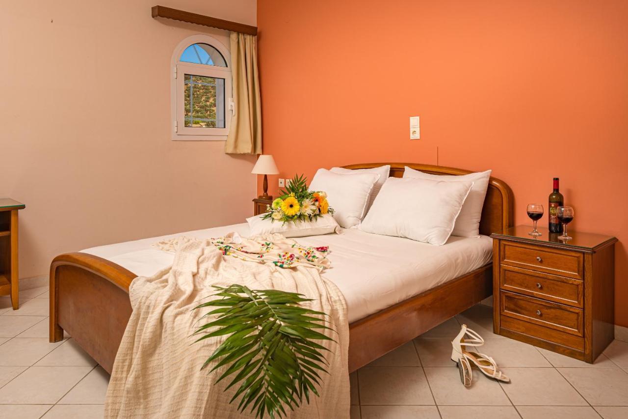 Dinos Hotel Tsilivi  Buitenkant foto